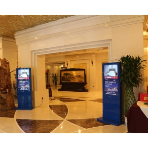 某高級會所43吋立式廣告機